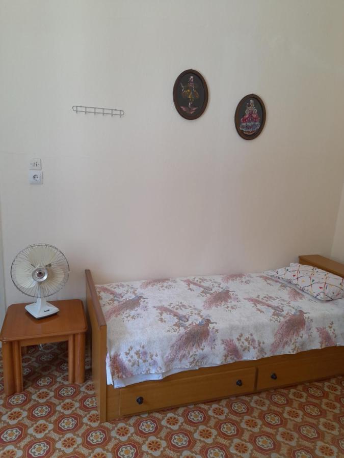 Friendly Philoxenia Apartment Ксанти Екстериор снимка